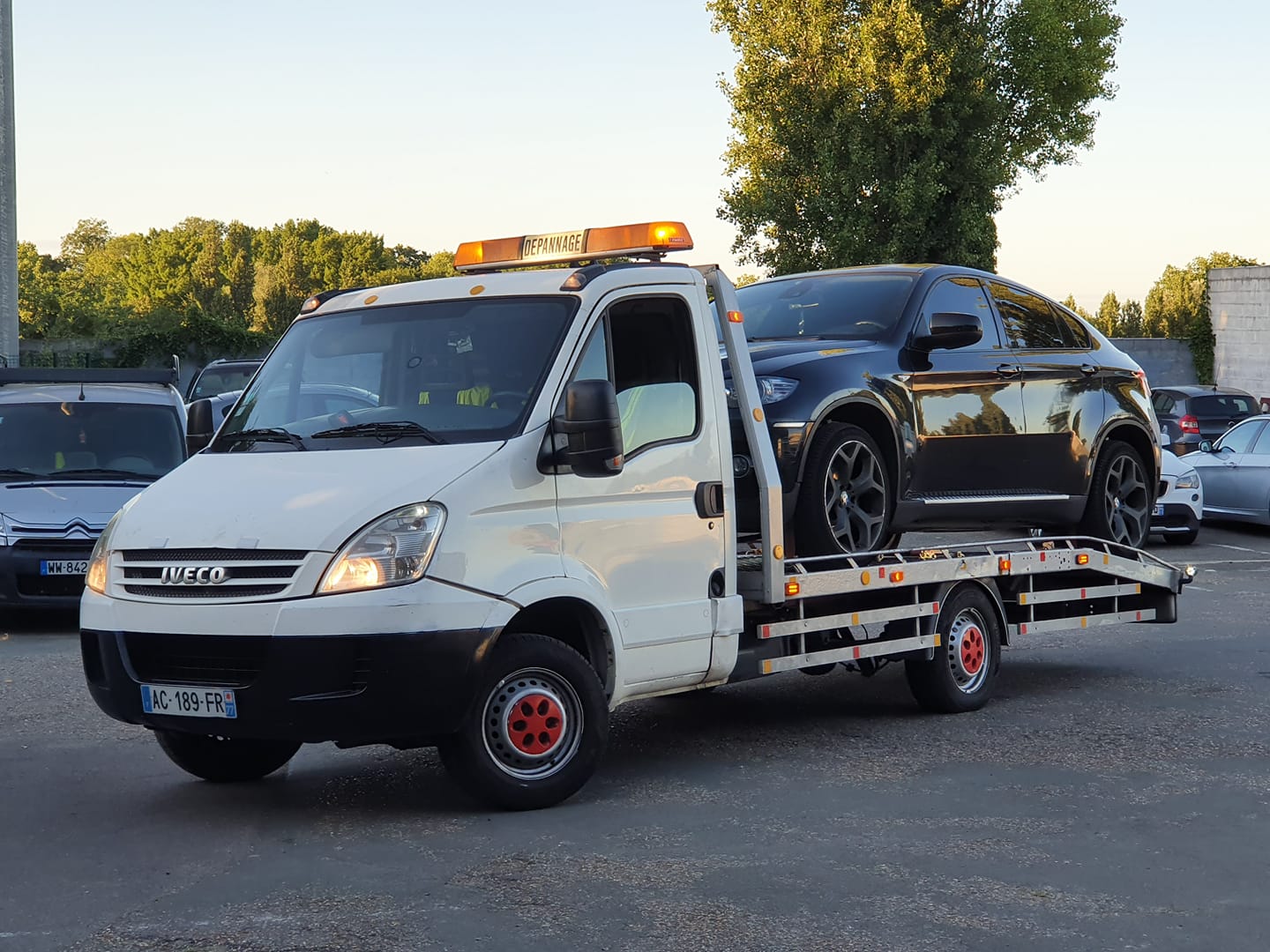 transport auto sécurisé récupération auto depanneuse remorquage